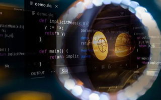 大连 api php源码,下载的php源码怎么运行呢？